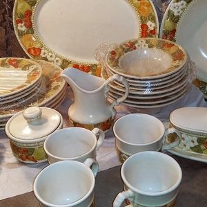 Metlox dinnerware